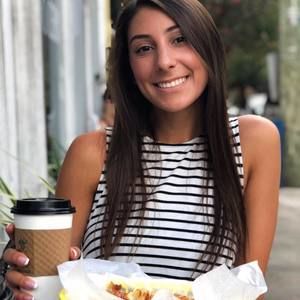 Meet your Posher, Danielle